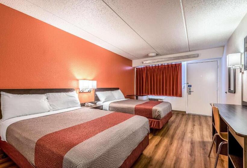 Четырехместный Номер Стандарт, Motel 6birmingham, Al