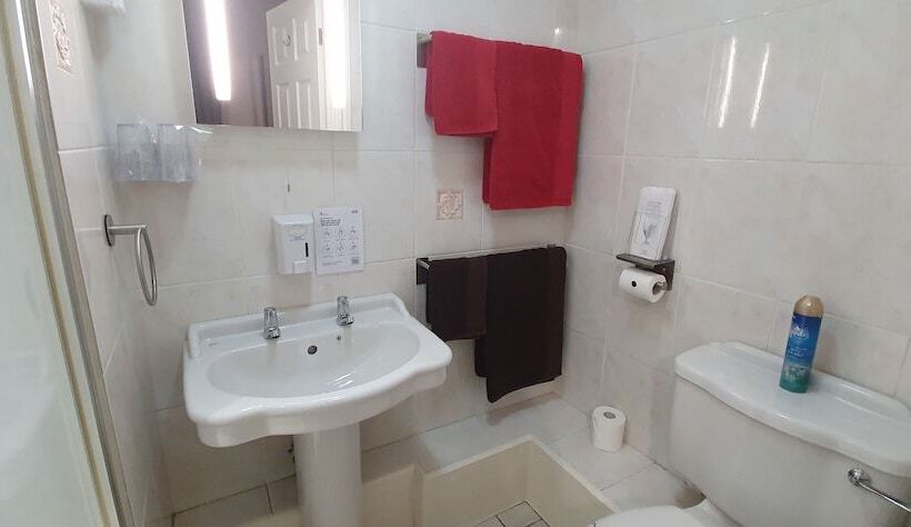 Номер Стандарт, Beechwood Guest House