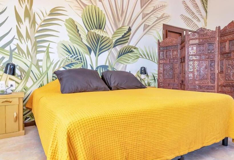 اتاق استاندارد با تخت بزرگ, Boutique Hotel Wanapa   Adult Friendly   14 Years And Older