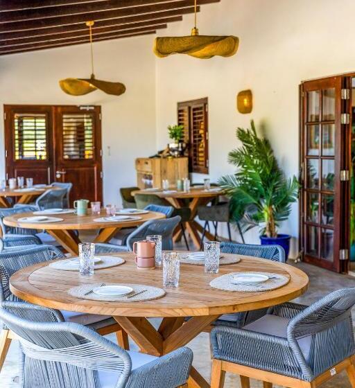 اتاق لوکس, Boutique Hotel Wanapa   Adult Friendly   14 Years And Older