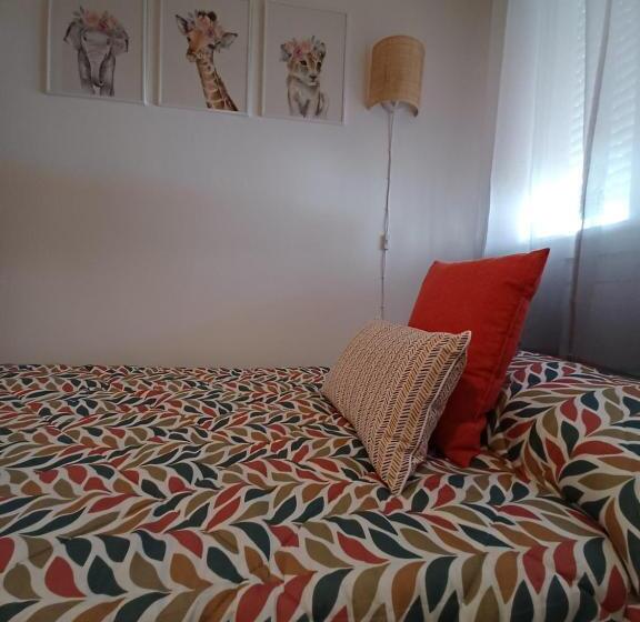 اتاق استاندارد با سرویس بهداشتی مشترک, Gibraltar Views Guest House