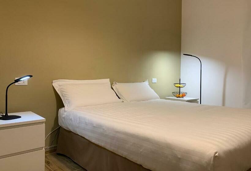 استودیو استاندارد با بالکن, Residenze Asproni Serviced Apartments