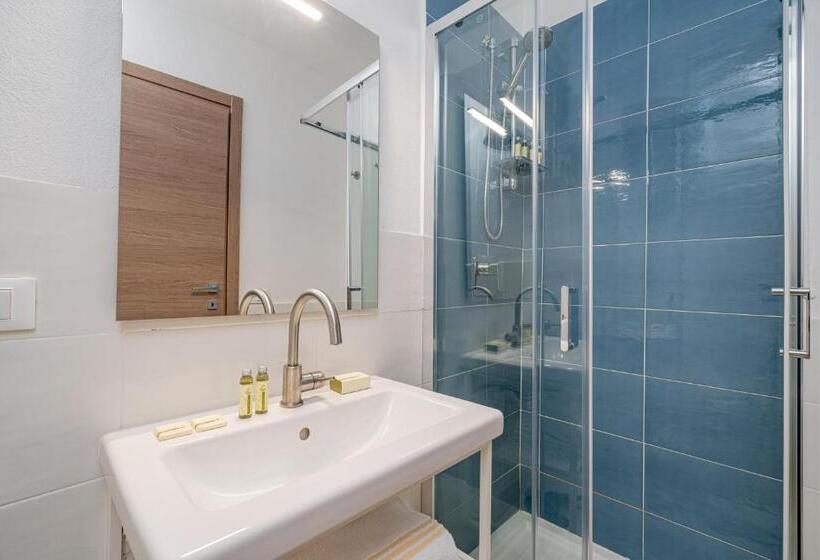 استودیوی استاندارد, Residenze Asproni Serviced Apartments