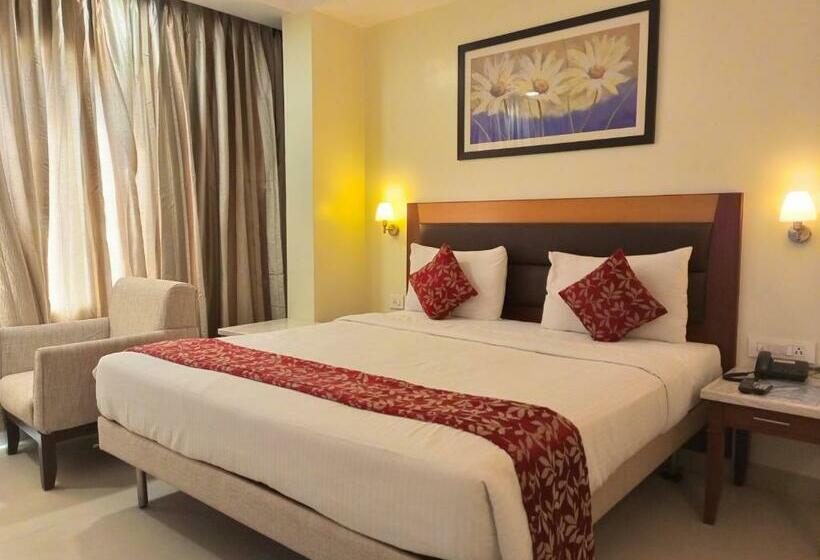 Номер Deluxe, Anukulas Residency   Vellore