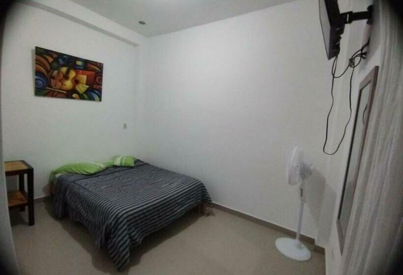 اتاق استاندارد, Hospedaje Sumarfe