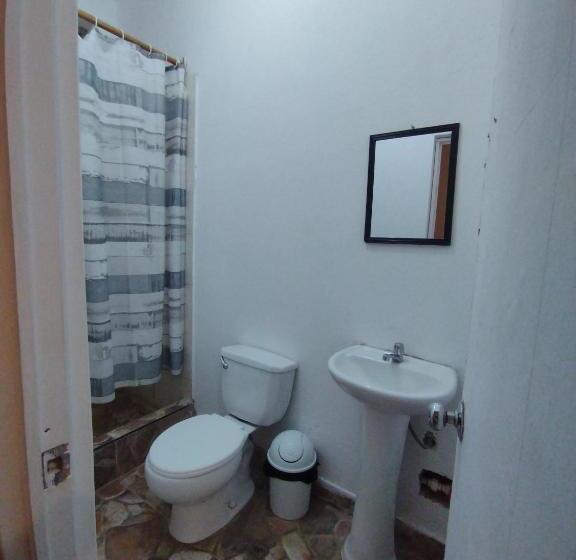اتاق خانوادگی, Hospedaje Sumarfe