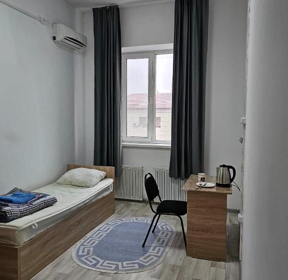 اتاق استاندارد یک نفره, Kamkor