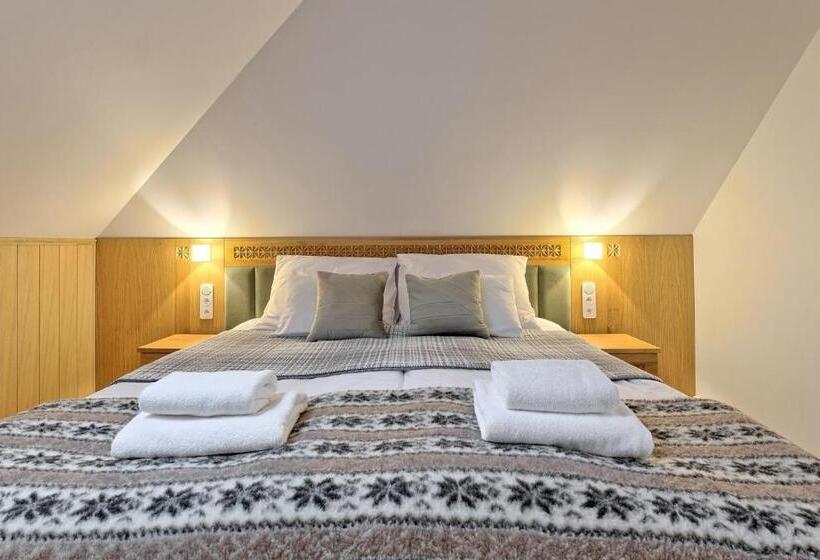 سوییت جونیور, Willa Mak Residence   Sauna, Centrum