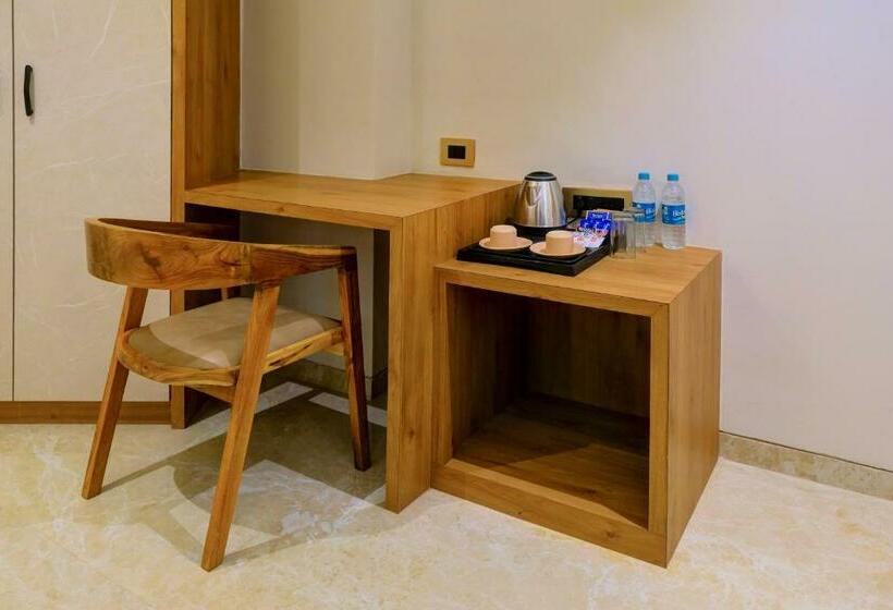 اتاق استاندارد, Metropolis Business
