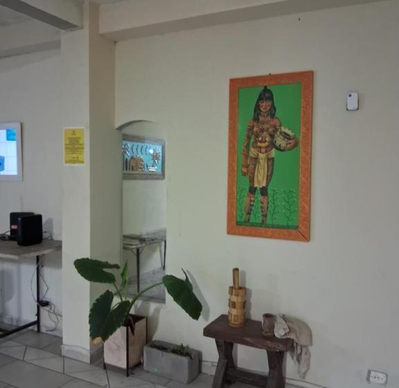 سوییت, Eco Hostel 013