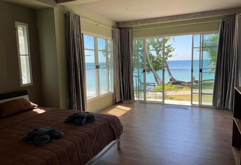 اتاق لوکس با تخت بزرگ, Kohmak Homehug&beachclub