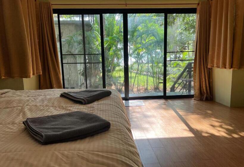 اتاق استاندارد با تخت بزرگ, Kohmak Homehug&beachclub