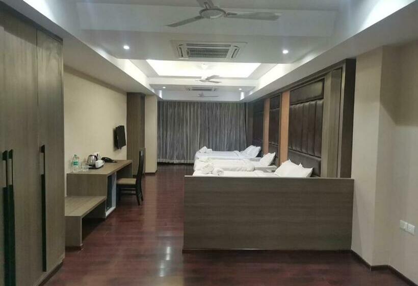 Семейный Номер Deluxe, Ratnapriya Hotel And Resort