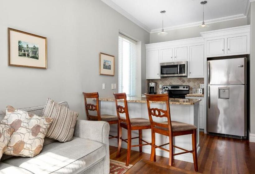 １ベッドルームアパートメント, Pelham Court