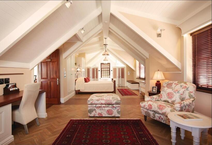 Люкс Superior Вид на Море, St James Guesthouses