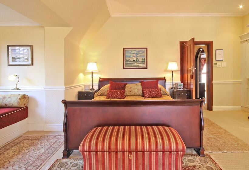 Люкс Superior, St James Guesthouses