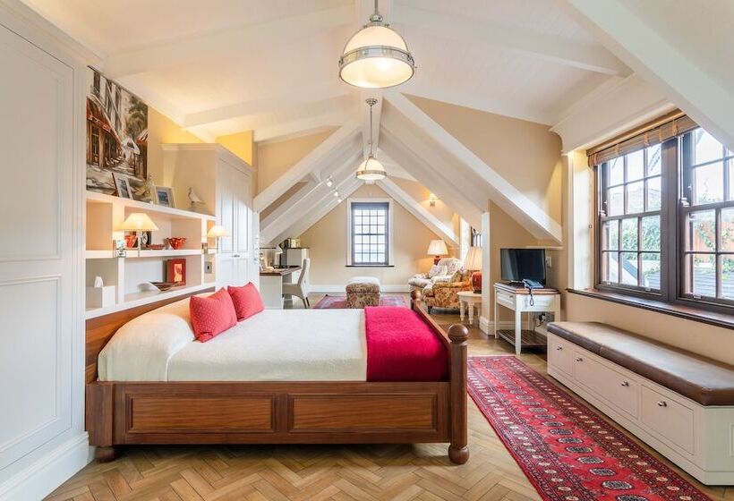 Дом 1 Спальня, St James Guesthouses