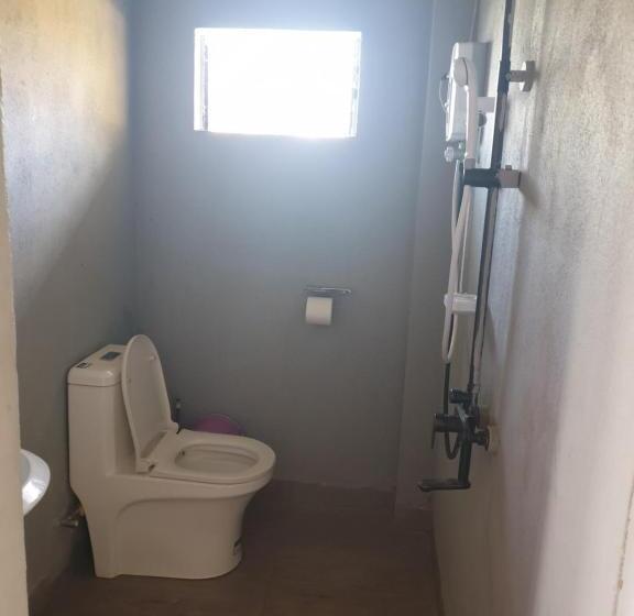 اتاق لوکس با چشم‌انداز دریا, Miley Lodging Restobar