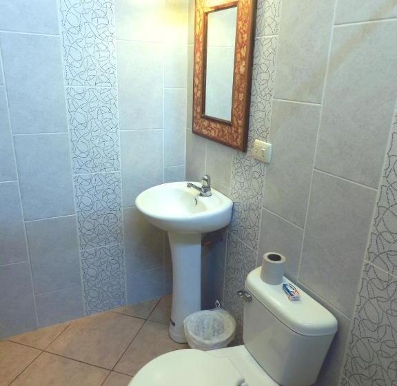 디럭스 패밀리 룸, Hostal Yaku Montañita