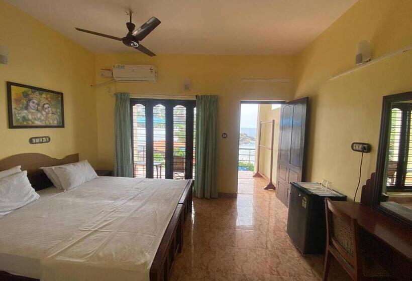 豪华海景房, Karma Beach Resort