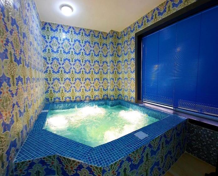 اتاق لوکس, Diamond Star Hotel فندق النجمة الماسية