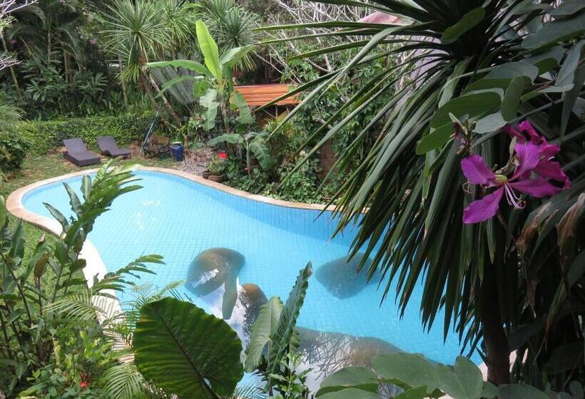 Бунгало Стандарт 2 Спальни, Little Eden Guesthouse