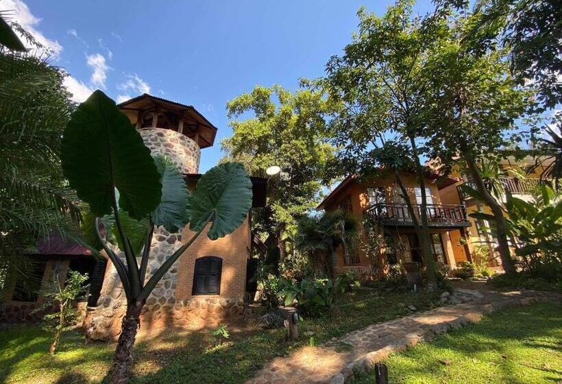 Дом 1 Спальня, Little Eden Guesthouse