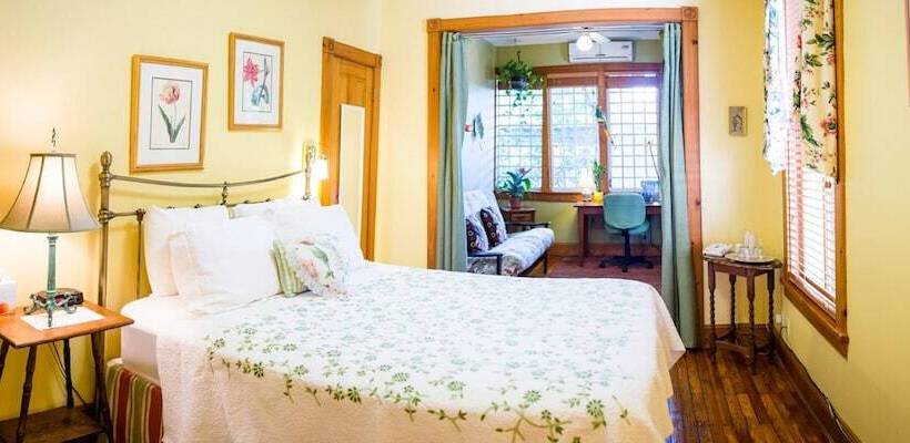 Номер Стандарт, Sweetwater Branch Inn