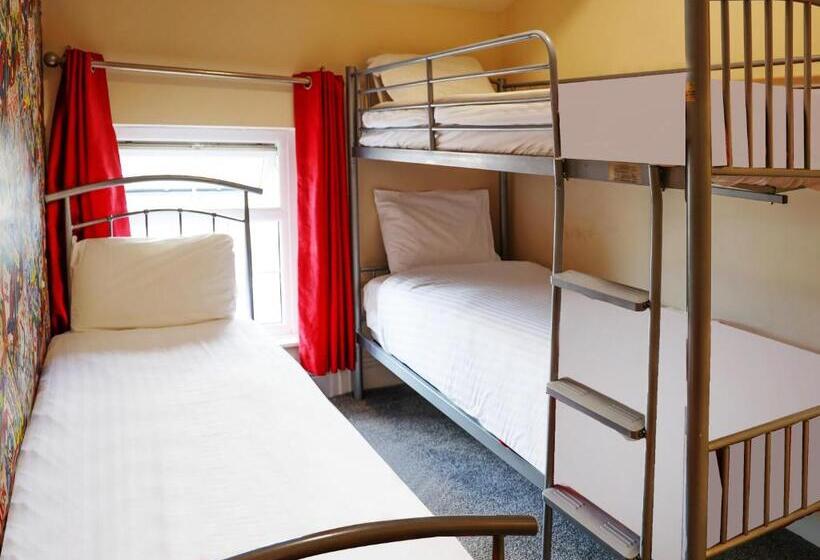 Номер Стандарт Трехместный, The Shores Hotel, Central Blackpool