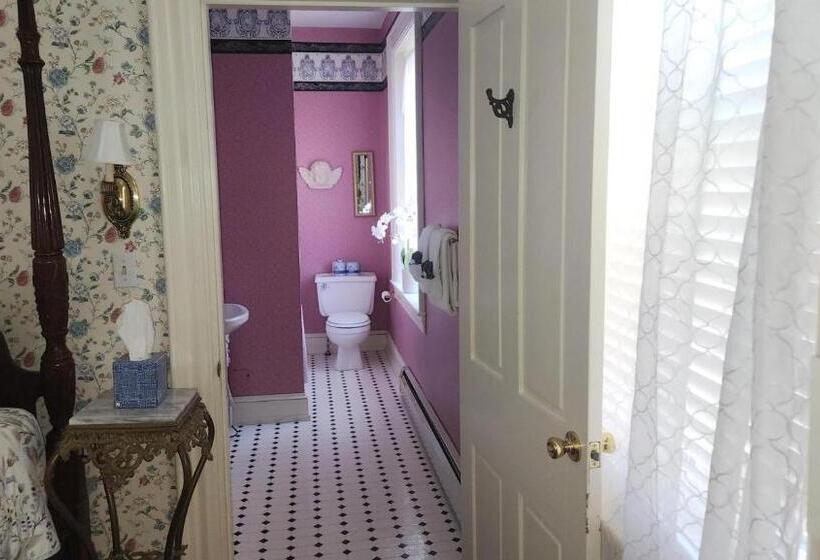 Люкс Кровать Кинг, Greystone Manor Bed & Breakfast