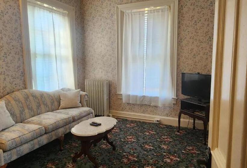 Номер Deluxe, Greystone Manor Bed & Breakfast