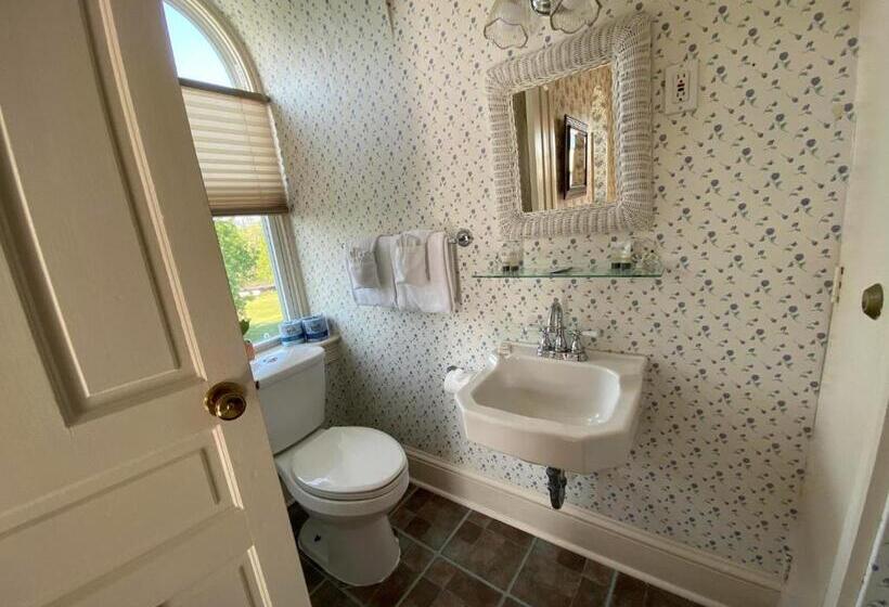 Номер Стандарт, Greystone Manor Bed & Breakfast