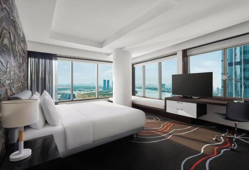 キングサイズベッドのスイートルーム, Le Méridien Saigon