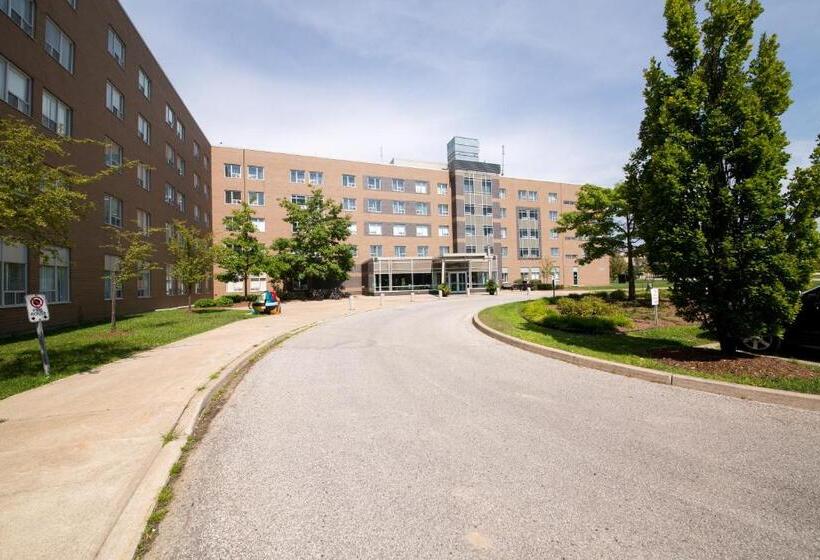 Люкс 2 Спальни, Residence & Conference Centre   Windsor