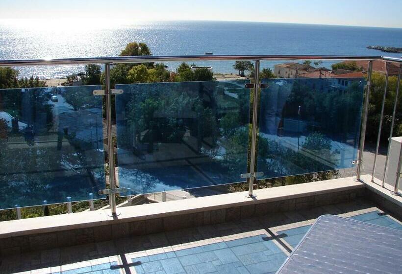 Апартаменты 1 Спальня Вид на Море, Royal Cove Aparthotel   Self Catering