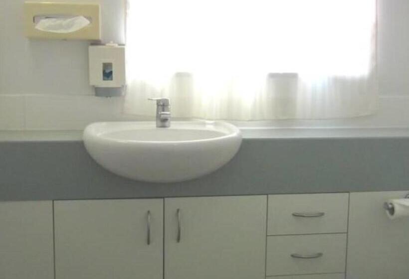 Апартаменты 1 Спальня, Aaa Northlands Motel