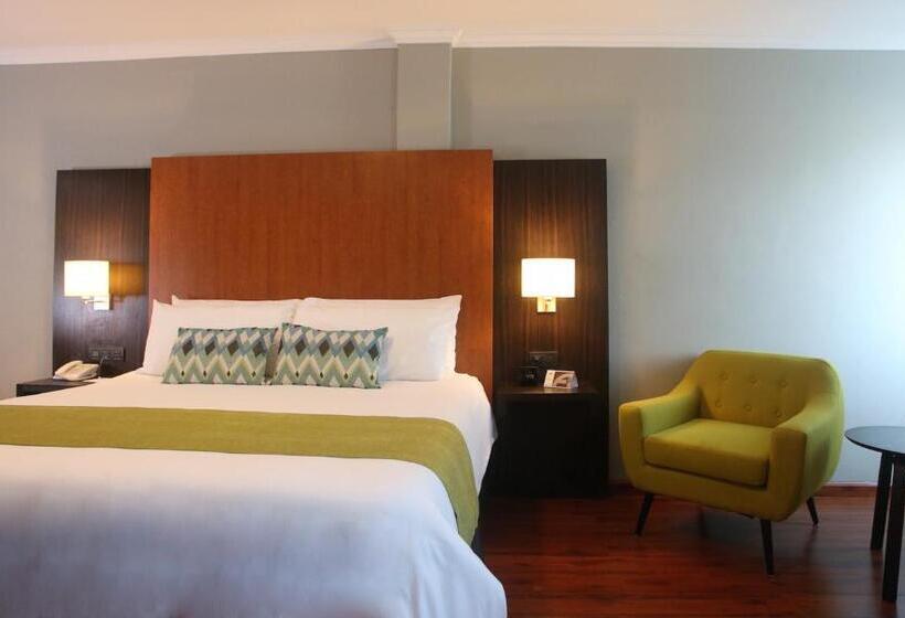 Полулюкс Президентский, Aranjuez Hotel & Suites