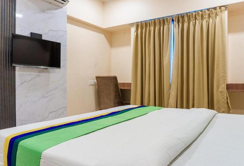 Номер Deluxe, Treebo Blossom   Viman Nagar