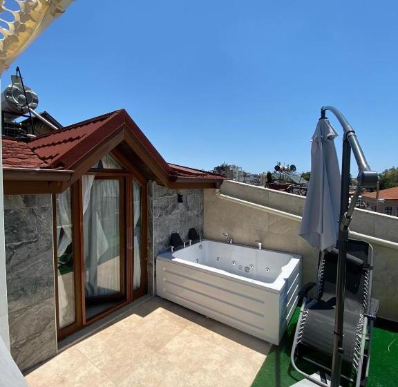 Superior Room with Terrace, Castle Old Town