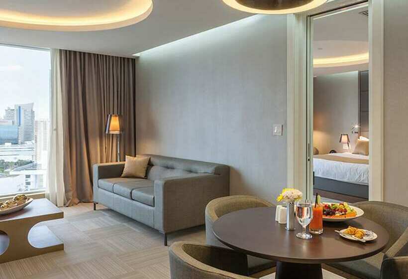 Полулюкс Вид на Город, Las Americas Golden Tower Panama