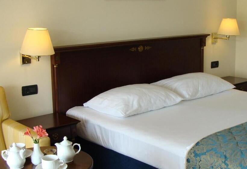 اتاق استاندارد با چشم‌انداز پارک, Meridijan Adults Only