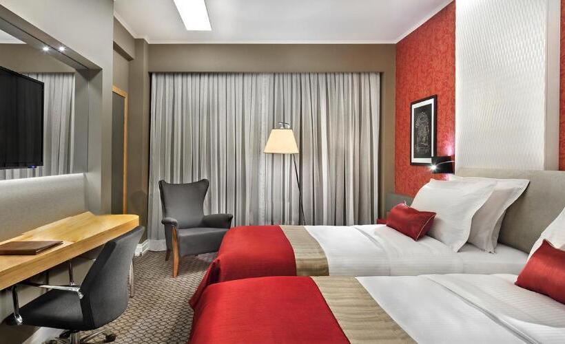 수피리어 룸 도시 전망, Ramada Plaza By Wyndham Eskisehir
