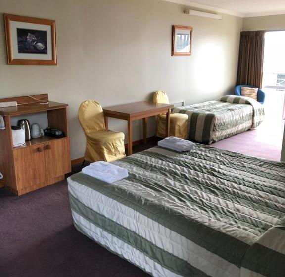 Студия Стандарт, Lilybrook Motel