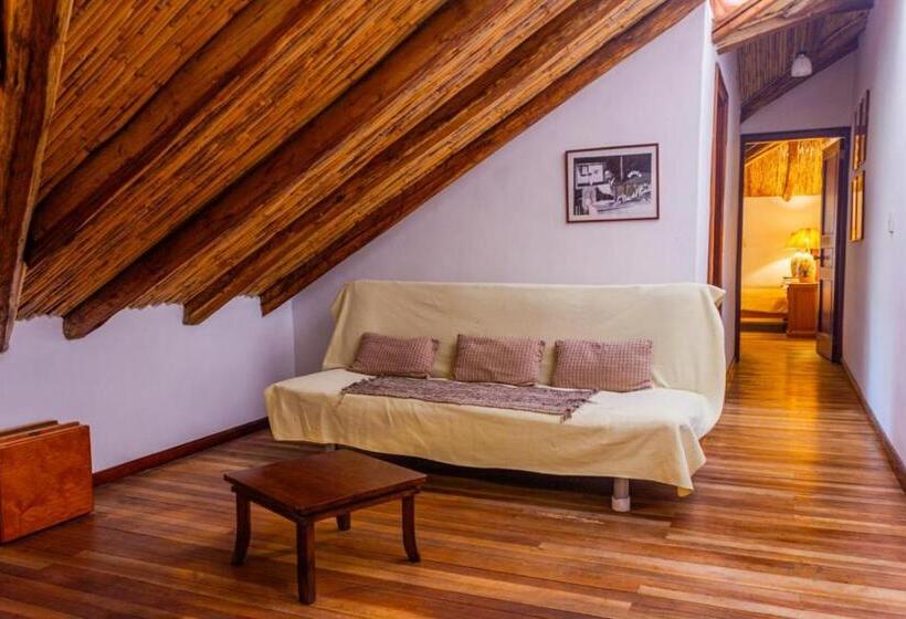Семейный Номер, Casa De Las Rosas