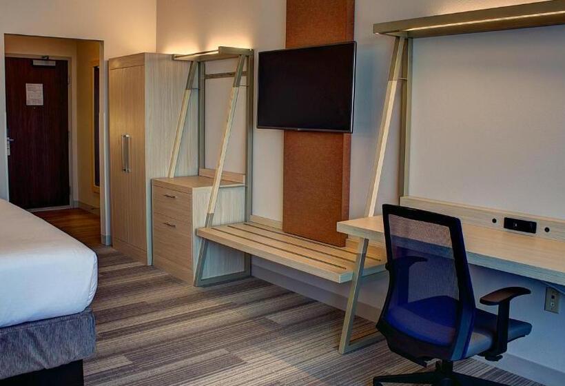 חדר סטנדרט עם מיטת קינג, Holiday Inn Express Spencer, An Ihg
