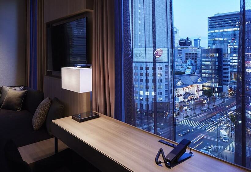 Номер Deluxe, Millennium Mitsui Garden Hotel Tokyo   Ginza