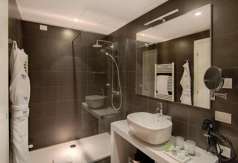 اتاق استاندارد تودرتو, NH Trento
