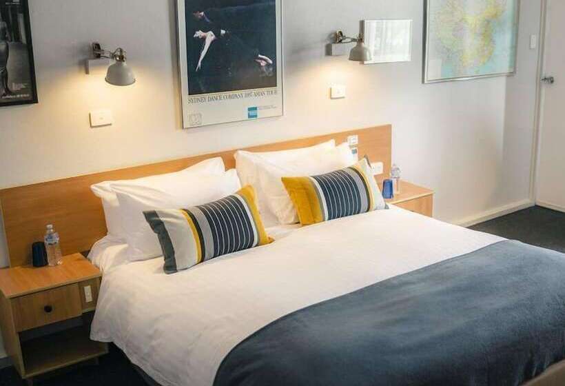 اتاق استاندارد با تخت دوبل, The Oriana Orange   Retro Hotel & Resort