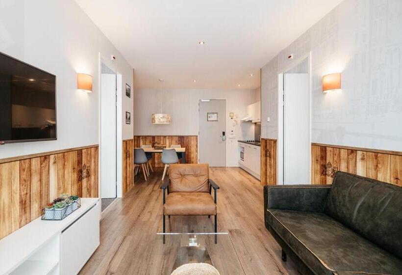 2 Bedroom Apartment, Amsterdam Id Apart