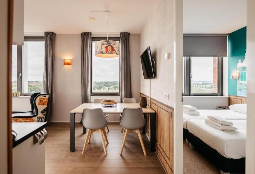 1 Bedroom Executive Apartment, Amsterdam Id Apart